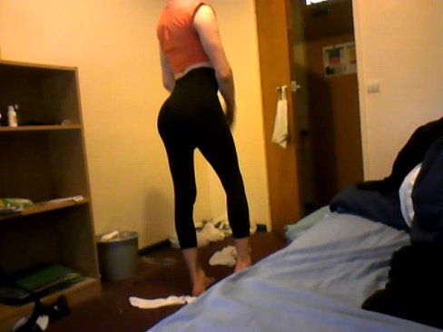 Amateur Teen Crossdresser on Webcam