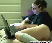 Cute emo girl masturbates on webcam