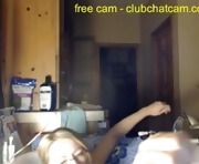 Blonde cam girl brings herself to orgas