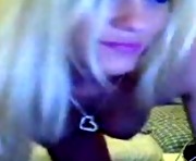 Big Titted beauty slut shows tight body on webcam
