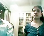 Lucknow Paki Girl sucks 4 inch Indian Muslim Paki Dick on Webcam