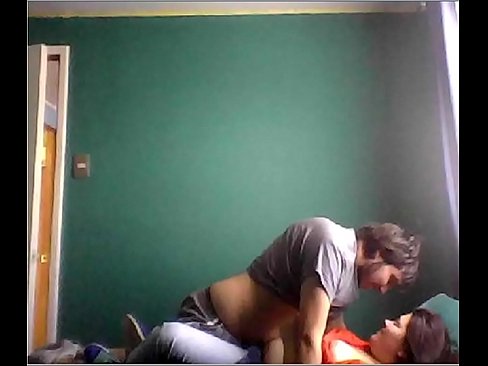 Guy and his girlfriend caught webcam